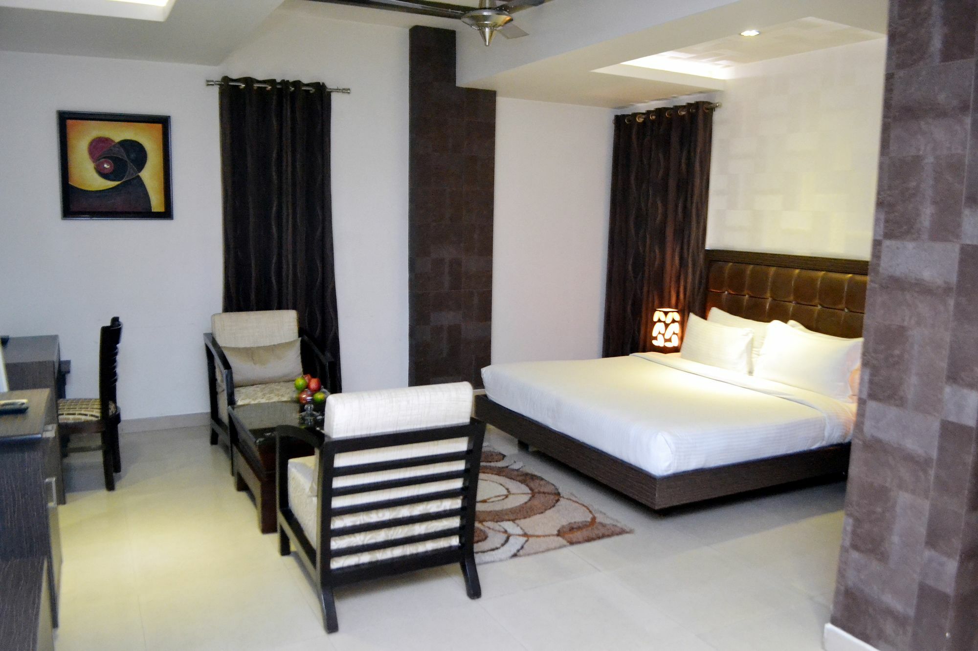 Genx Le Crescent Ghaziabad Hotell Exteriör bild